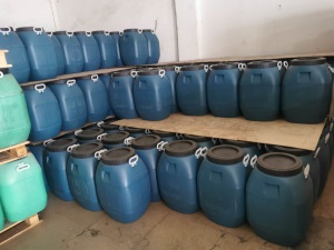 苯丙乳液带蓝光 固含量55 内外墙防水乳液用抗污性高硬度强