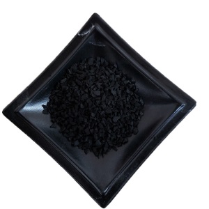 厂家供应 橡胶丝 废旧轮胎颗粒橡胶颗粒1-3cm0-1cm
