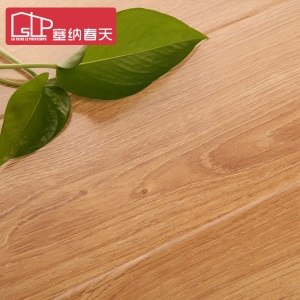 塞纳春天强化复合卧室木地板简约防水耐磨地暖适用