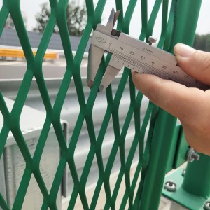 高速公路防眩目网围栏网 道路桥梁防眩目护栏网 厂家批发