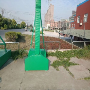 定做篮球架防撞套PU圆管防撞护边 排球架路灯杆保护球场钢结构柱子包边防撞套