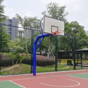 直销学校独臂式篮球架 多款钢化玻璃篮球架子 体育器材批发